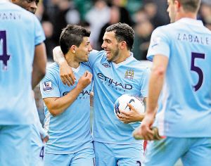 他用镜头记 他用镜头记