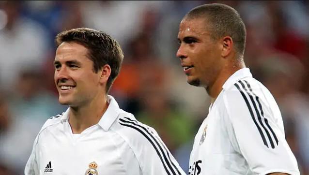 亲临现场 亲临现场